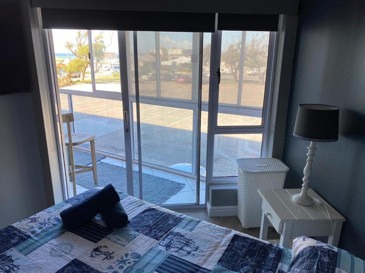 Modern Apartment Walking Distance To Main Beach Restaurants And Other Amenities Jeffreysbugten Eksteriør billede